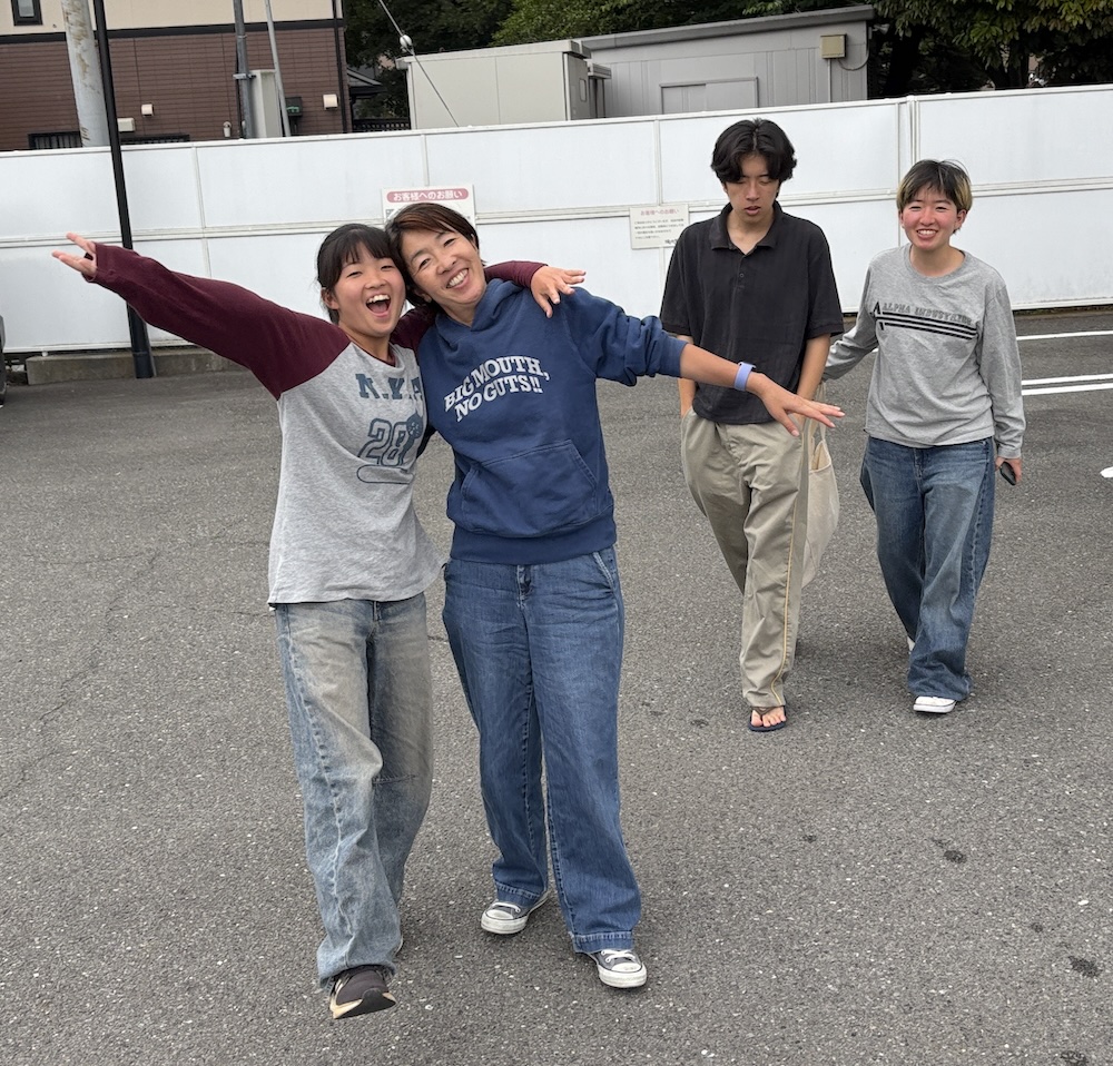 家族でディナーへ向かう道中